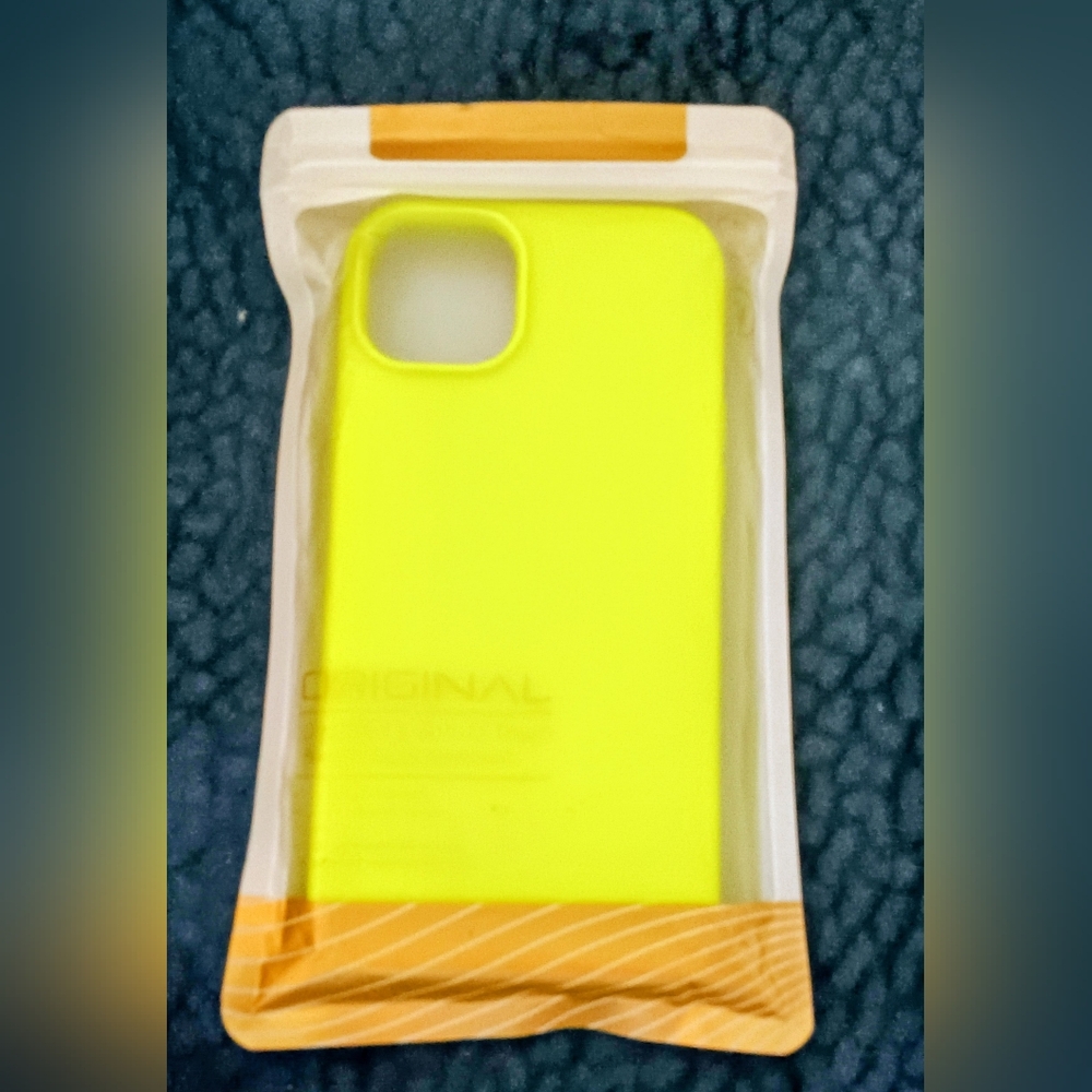 iPhone 15 Plus 6.7 Case Silicone Rugged Protective Cover Florescent Yelkow